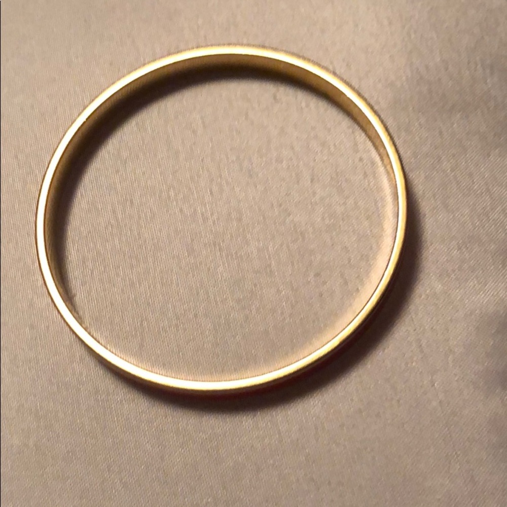 Red bracelet - Picture 2 of 3